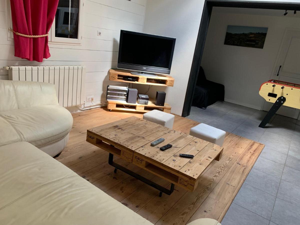 Maison Spacieuse Tout Confort Meilhan  ภายนอก รูปภาพ